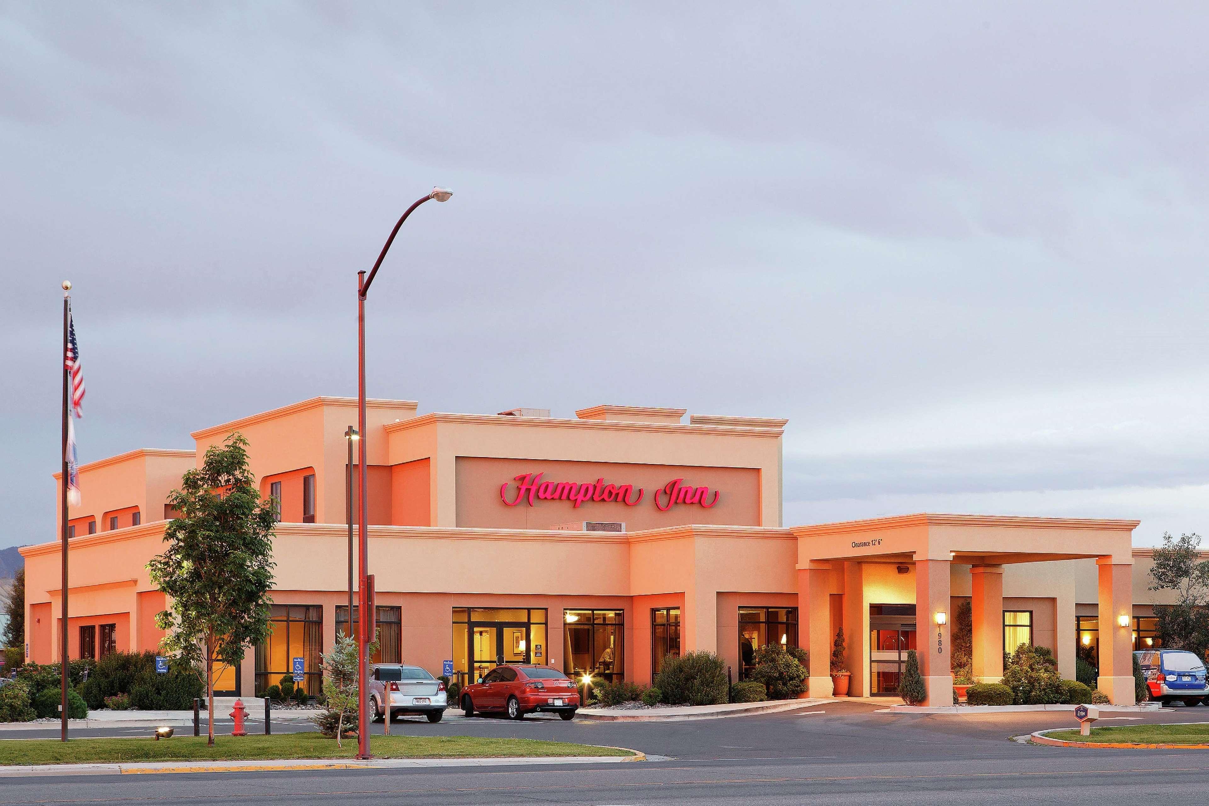 Hampton Inn By Hilton Montrose Eksteriør bilde