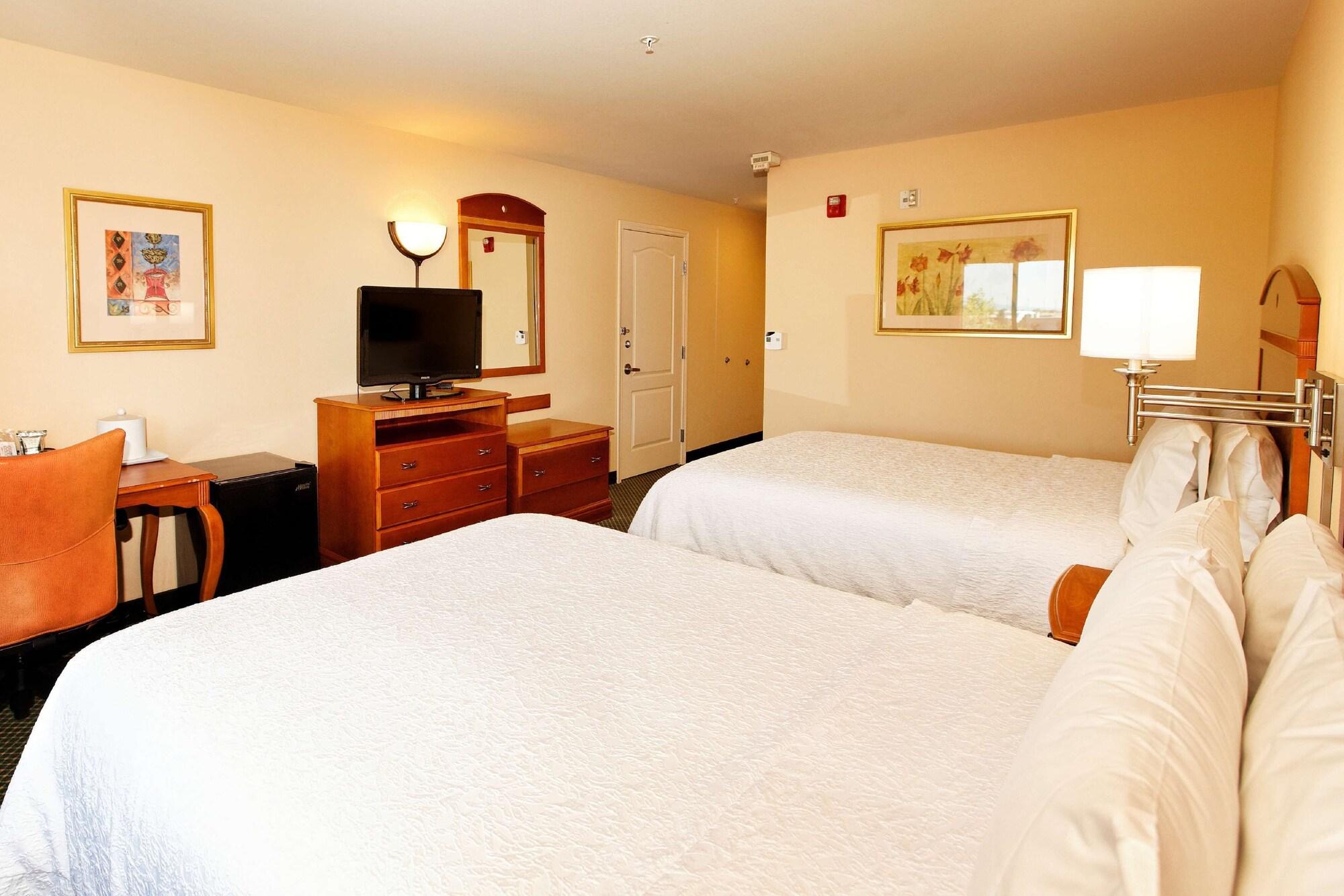 Hampton Inn By Hilton Montrose Eksteriør bilde