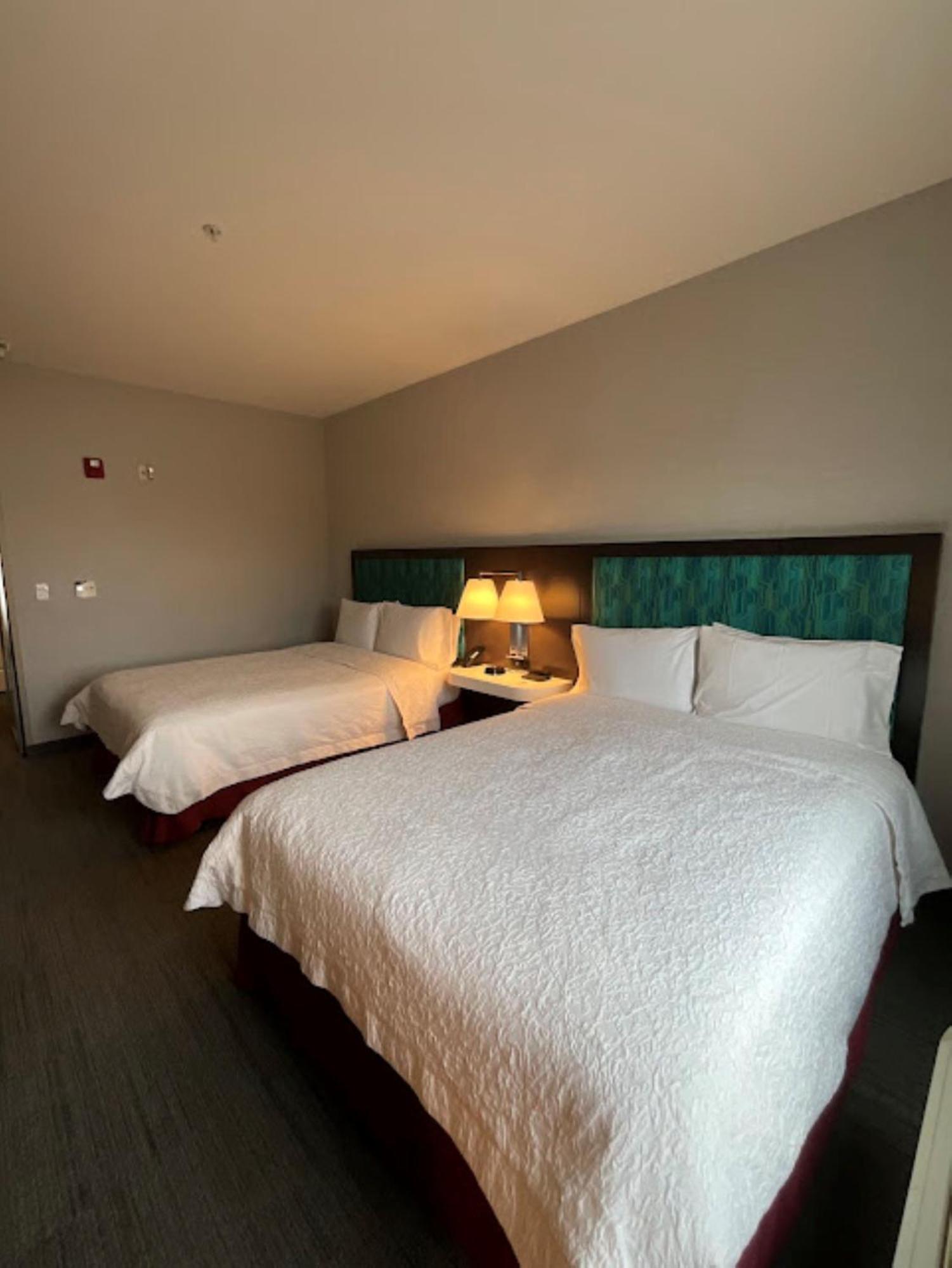 Hampton Inn By Hilton Montrose Eksteriør bilde